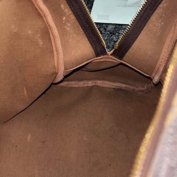 Louis Vuitton Montorgueil Classic Brown Monogram Shoulder Bag - Picture 11 of 16